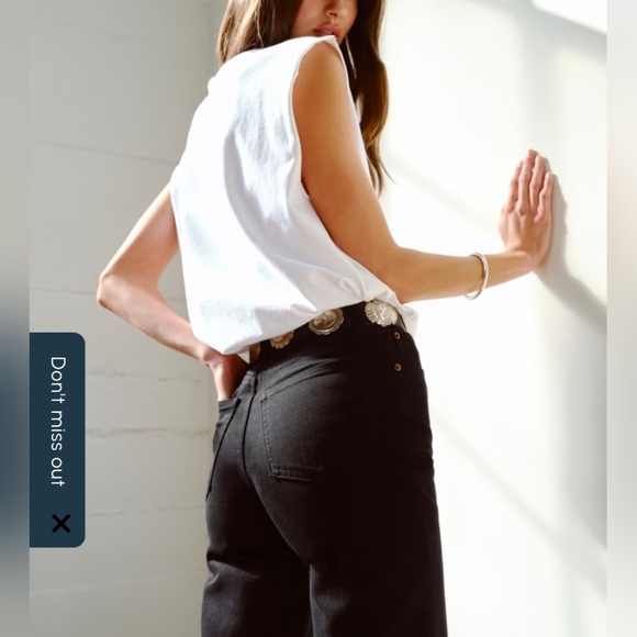 A&F Jeans Vintage Comfort Stretch High Rise 90s Relaxed Sz 28 Regular Womens EUC - Picture 3 of 16